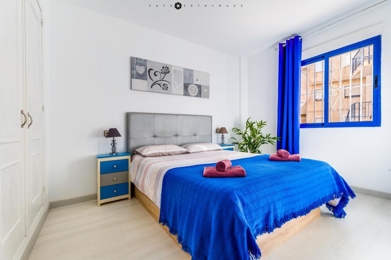 Blue Sea Apartment Torrevieja Esterno foto